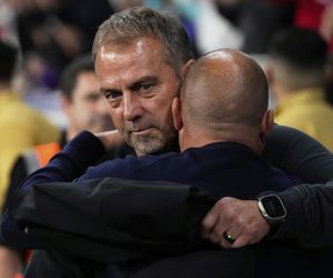 Nagły komunikat FC Barcelona o Hansim Flicku! Zapadła ostateczna decyzja ws. przyszłości trenera