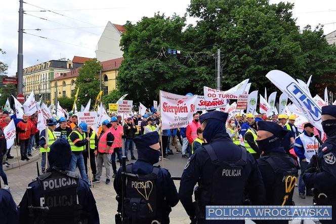 Pracownicy kopalni Turów protestowali we Wrocławiu