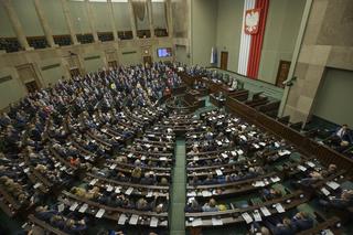 2,3 miliona dla byłych posłów. Sejm pomaga wybrańcom narodu w finansowych tarapatach