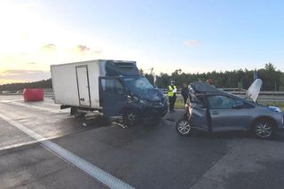 Tragiczny wypadek na S17. 92-latek zatrzymał się na środku drogi i wyszedł z auta