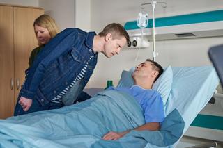 Na Wspólnej, odc. 3776: Sławek (Mariusz Słupiński), Renata (Marta Jankowska), Robert Tadeusiak (Dariusz Wnuk)