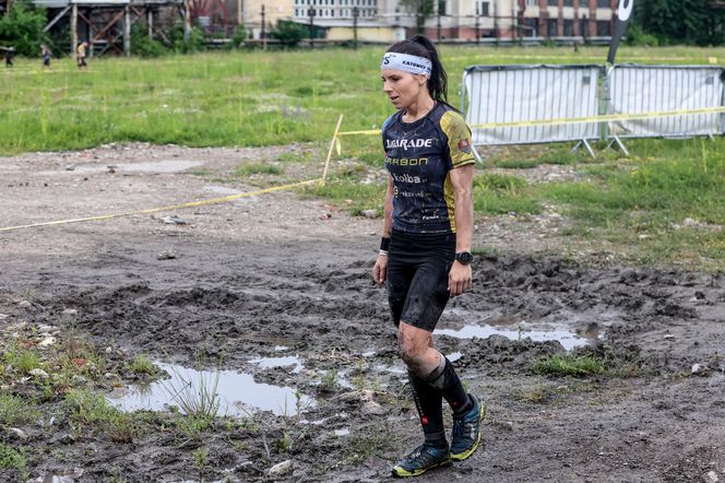 Runmageddon w Katowicach 2025. Błoto, pot i triumf na Hałdzie Kostuchna