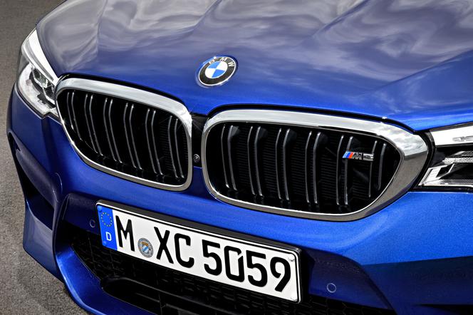 BMW M5 4.4 V8 biturbo M xDrive