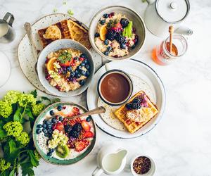 Oto 5 najzdrowszych śniadań. Przepisy są banalnie PROSTE!