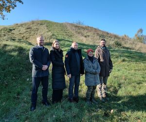 Archeolodzy prowadzą wykopaliska na Górze Królowej Bony pod Łomżą