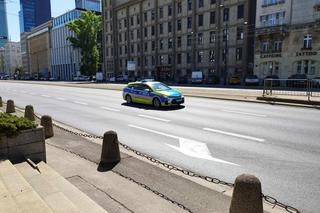 Zamknięte główne ulice w Warszawie. Co się dzieje? Lakoniczny komunikat WTP	