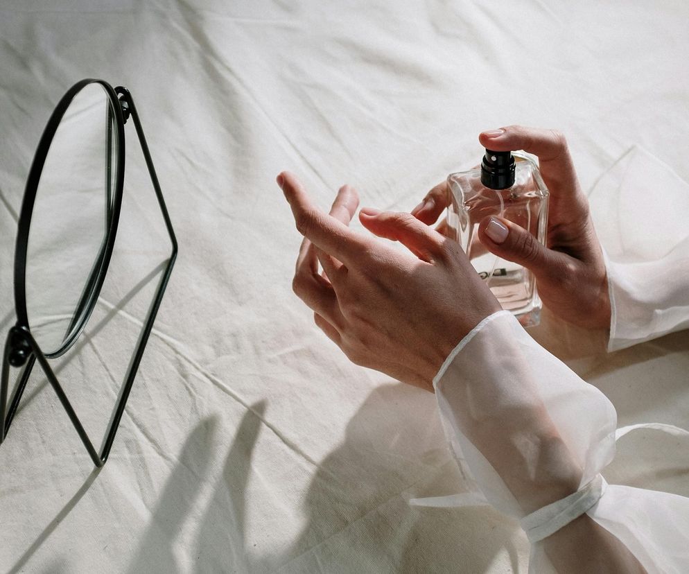 Najlepsze zapachy do biura. Te kompozycje są kobiece i dyskretne 