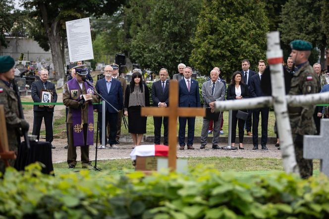 Po 80 latach doczekał się godnego pochówku. „Sosna” spoczął wśród żołnierzy niezłomnych w Bydgoszczy
