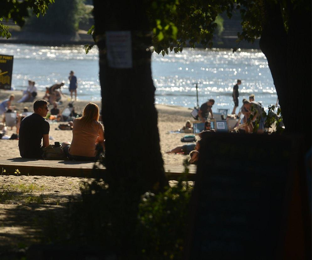 Koncerty, pikniki, plażówka nad Wisłą. Co się będzie działo w Warszawie w weekend?