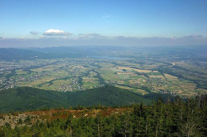 Widok ze Skrzycznego na Żywiec