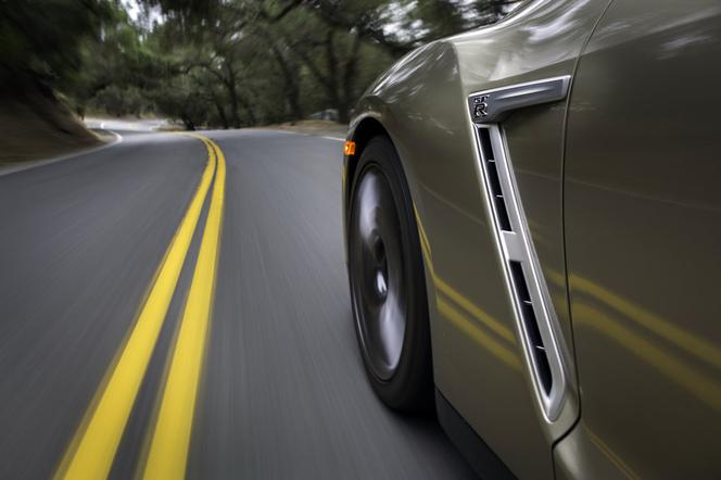 Nissan GT-R 45th Anniversary Gold Edition