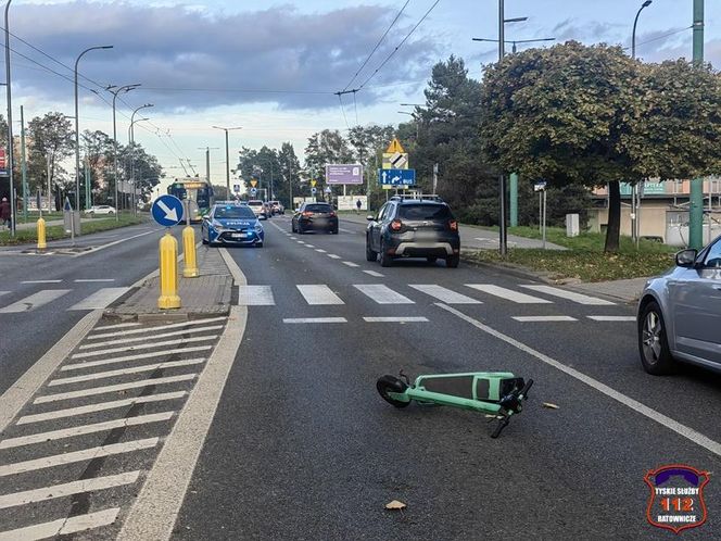 Tychy: 14-latka spowodowała wypadek drogowy jadąc na hulajnodze. Wpadła pod samochód