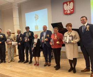 Jubileuszowa sesja i  ceremonia wręczenia statuetek „Honorowy Przyjaciel Starachowic”