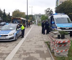 Ranni policjanci! Miejski autobus huknął w radiowóz