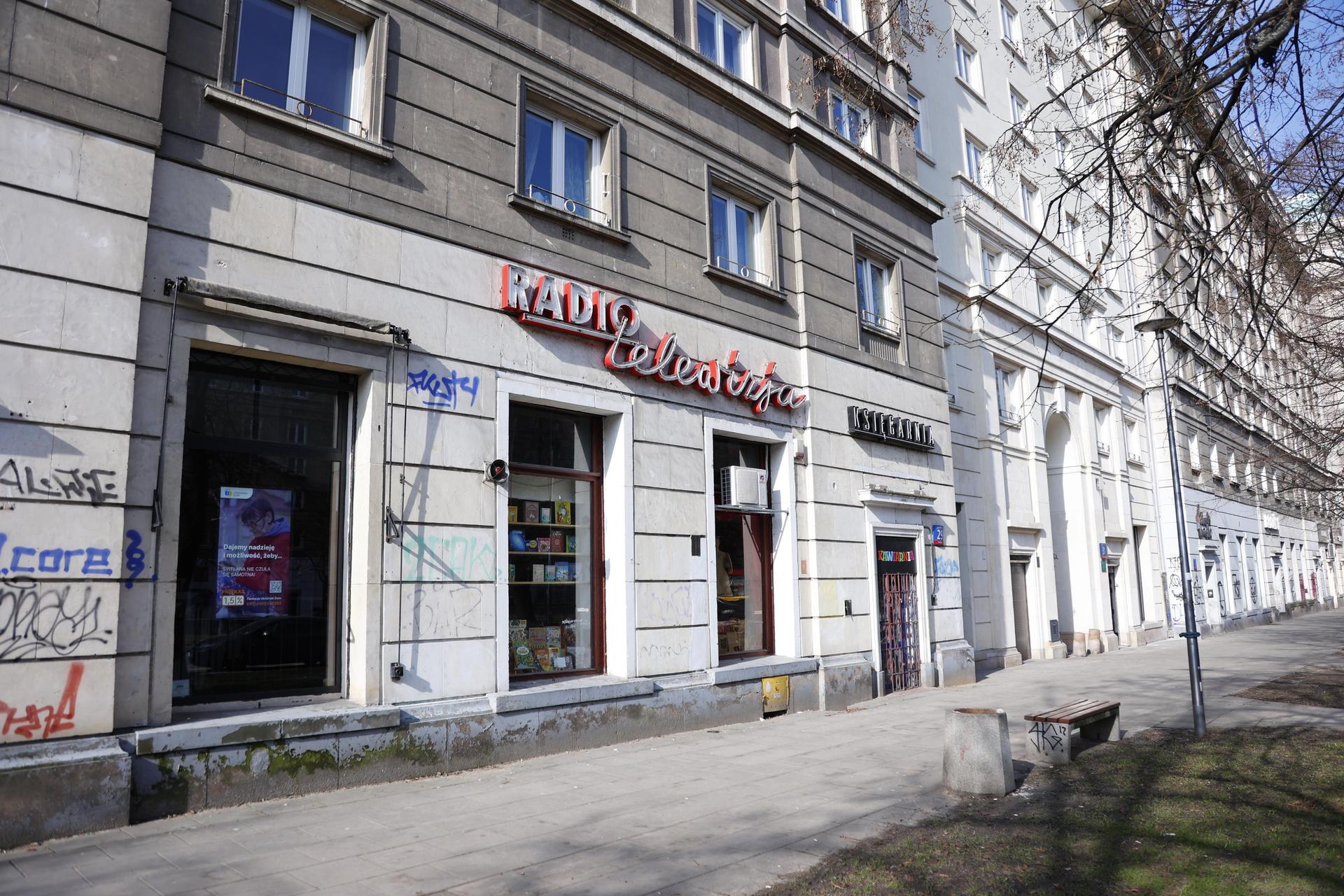 Warszawskie neony z PRL-u - zobacz zdjęcia iluminacji i sprawdź, gdzie je znaleźć