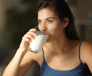 Kiepski sen? Wystarczy, że dodasz to do mleka i zaśniesz jak dziecko 