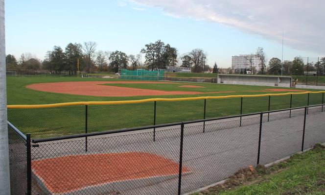 Pierwsze we Wrocławiu boisko do baseballu