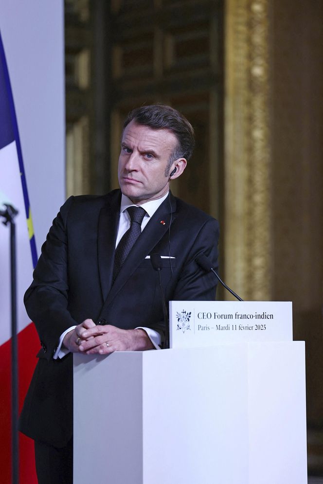Prawda o Macronie ujawniona! Nie zgadniesz, co kupuje hurtowo perfumy i zlewa się nimi w hurtowych ilościach
