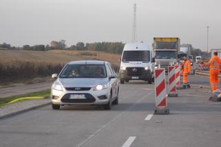 Na autostradzie A1 oddano do użytku kierowców kolejne kilometry drogi. Praca wre. Zobaczcie [ZDJĘCIA, WIDEO]