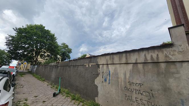 Nowa inwestycja w centrum Olsztyna. W miejscu z mroczną historią powstanie apartamentowiec [ZDJĘCIA]