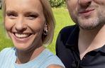 M jak miłość. Dorota (Iwona Rejzner), Bartek (Arkadiusz Smoleński) na planie