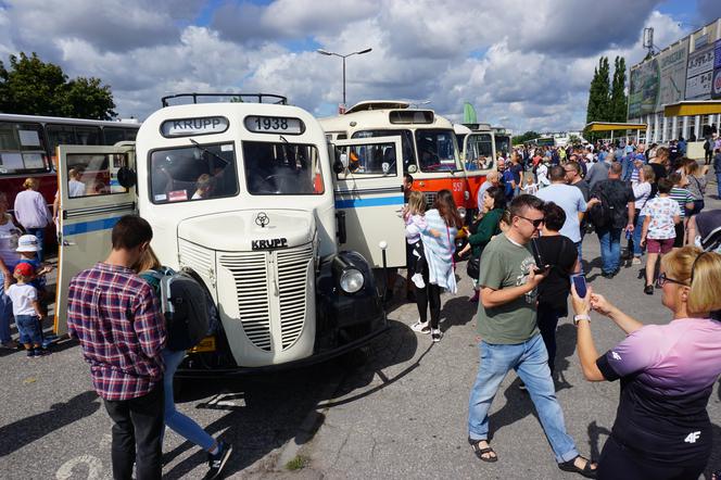 Zlot zabytkowych autobusów 2021 w Bydgoszczy