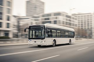 Sto nowych autobusów hybrydowych. Jakie zmiany czekają pasażerów w 2026 roku?