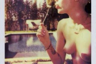 Miley Cyrus zupełnie NAGA