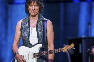 Kolekcja gitar Jeffa Becka wkrótce trafi na aukcję. Do kupienia będzie aż 90 instrumentów!
