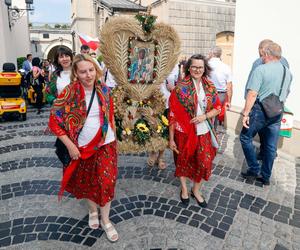 Dożynki Jasnogórskie 2024 z prezydentem Andrzejem Dudą