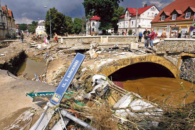 Bogatynia zmieciona przez wodę