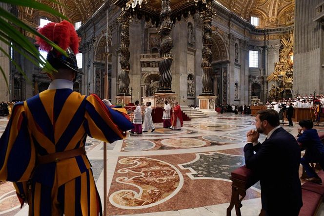 Liturgia Męki Pańskiej w bazylice świętego Piotra