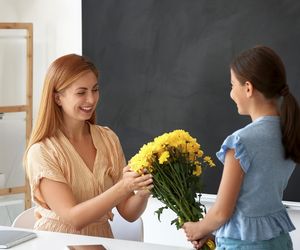 Dzień Nauczyciela 2025. Piękne życzenia dla nauczycieli i wychowawców