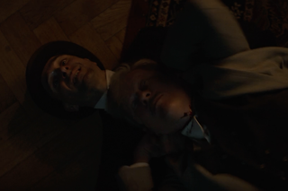 Polowanie na ćmy, odcinek 2: Piotrowski (Leszek Abrahamowicz), Czarny (Marcin Sztabiński)