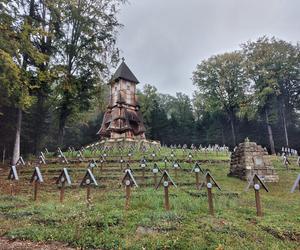 Cmentarz wojenny Łużna-Pustki