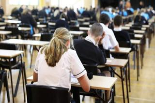 Lubelskie - 20 tysięcy uczniów rozpoczęło maturę