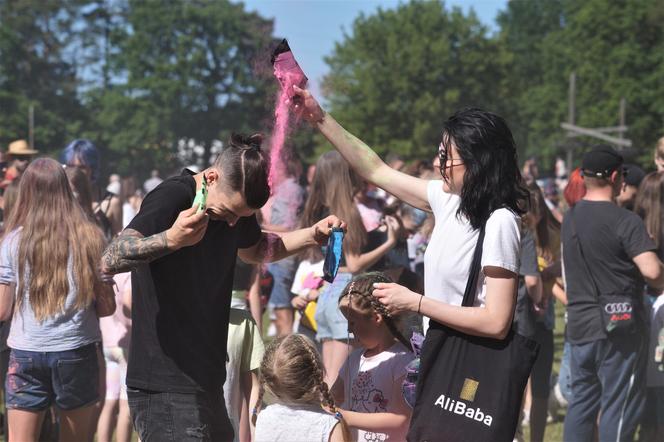 Holi Festival, czyli Święto Kolorów w bydgoskim Myślęcinku [ZDJĘCIA]