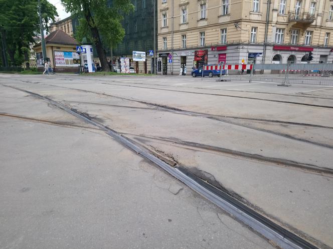 Kraków: Zobacz jak postępują prace przy przebudowie ulicy Krakowskiej