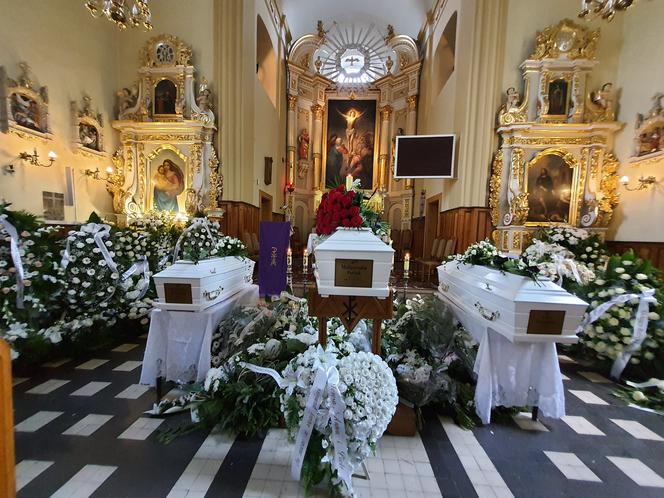 Pogrzeb ofiar wypadku w Elżbietowie