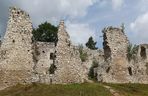 Ta wieś w Małopolsce przez ponad 100 lat była miastem. Średniowieczny zamek przekształcono tam w kościół 