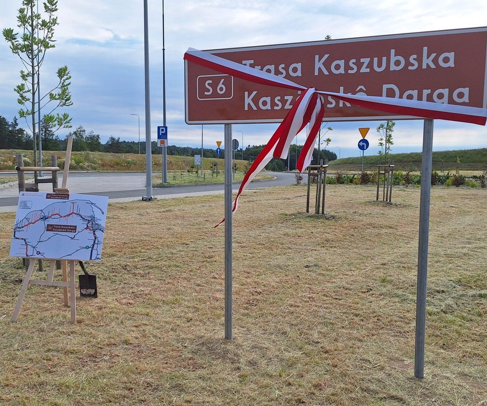 Nowe tablice na S6 już stoją! Kierowcy przecierają oczy