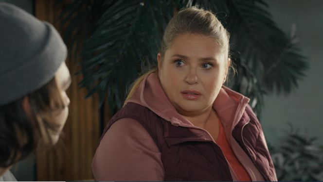 Barwy szczęścia, odcinek 3173. Romeo (Jacek Tyszkiewicz), Aldona (Elżbieta Romanowska)