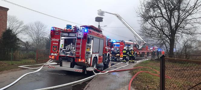 Pożar w Gostkowie koło Torunia. 12 zastępów straży w akcji