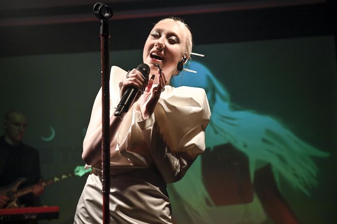 Luna królowa szalonych stylizacji