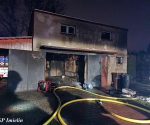 Pożar garażu przy ul. Liliowej w Imielinie