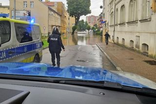 Ulewy nad Polską. Dramatyczna sytuacja na północy. Woda sięgała półtora metra!