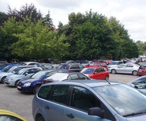 W centrum Olsztyna powstanie parking z prawdziwego zdarzenia? Miasto ogłosiło przetarg [ZDJĘCIA]