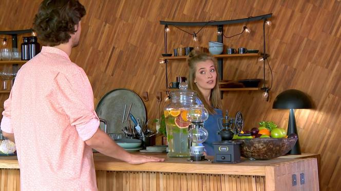 Barwy szczęścia, odcinek 2171: Renata (Anna Mrozowska), Radek (Filip Kosior