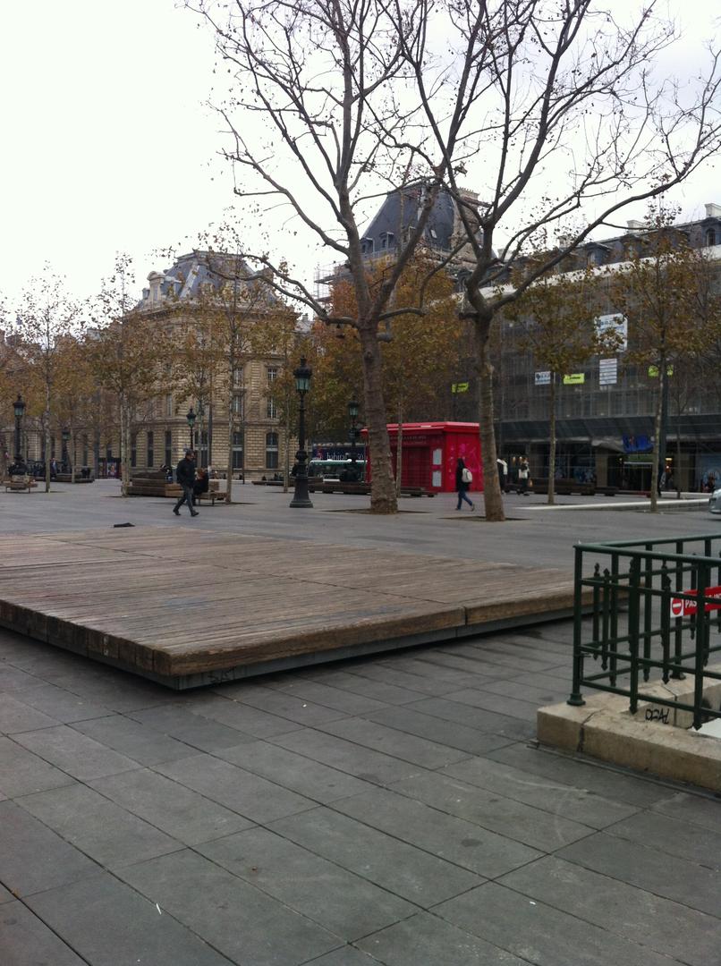 Korespondencja z Paryża, część II: Forum des Halles i Place de la République