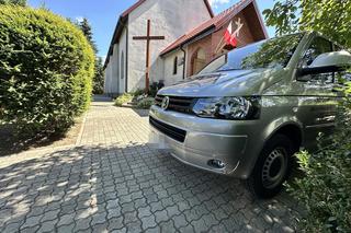 Kolorowe balony wzbiły się prosto do nieba. Wzruszający gest na pogrzebie 7-letniej Natusi